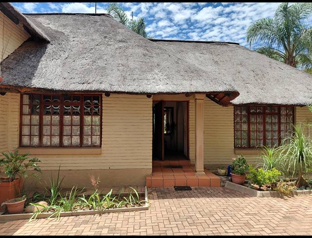 3 BEDROOM FREESTANDING FOR SALE IN BENDOR